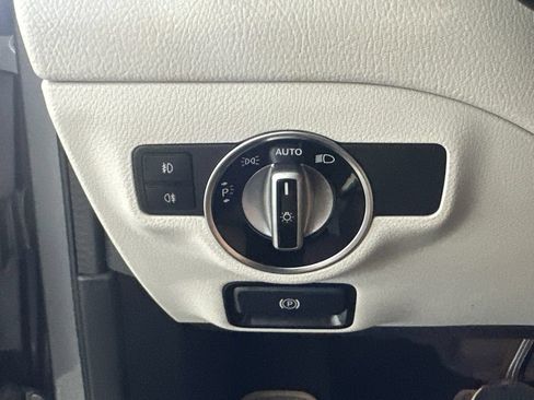 Certified 2020 Mercedes-Benz GLA 250 4MATIC image 8