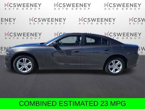 Used 2021 Dodge Charger SXT w/ Leather Interior Group image 2