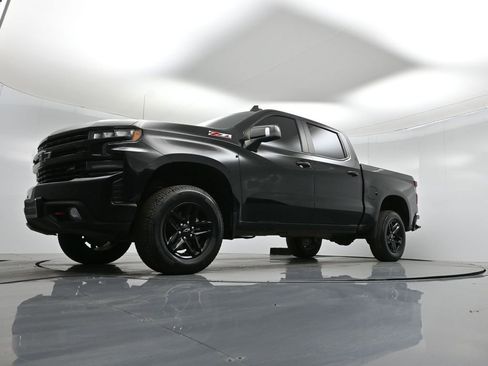 Used 2021 Chevrolet Silverado 1500 LT Trail Boss w/ Convenience Package II image 44