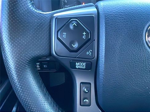 Used 2019 Toyota Tacoma TRD Sport image 22