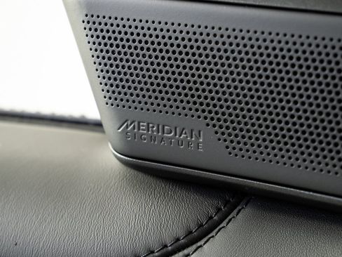 Used 2023 Land Rover Range Rover SV image 7