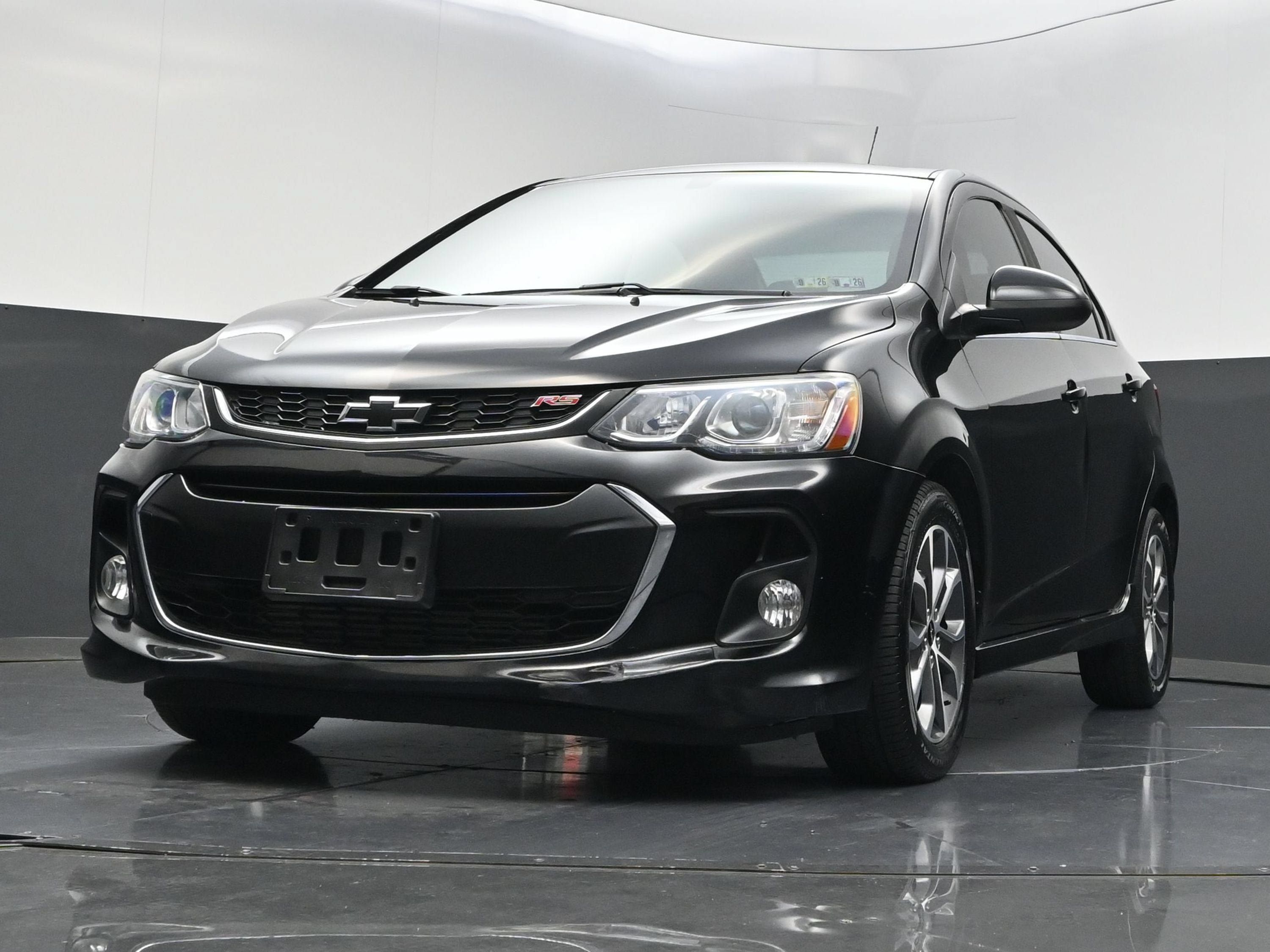 Used 2020 Chevrolet Sonic LT FWD image 38