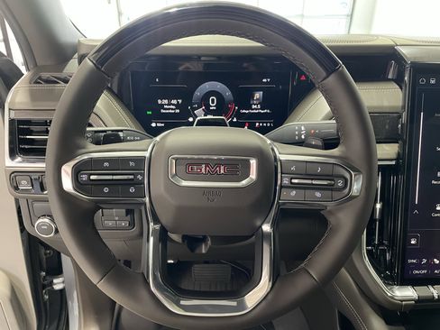 New 2026 GMC Yukon XL Elevation w/ Elevation Premium Package image 19