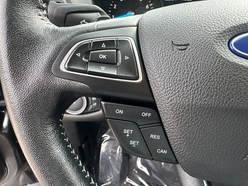 Used 2018 Ford Escape SE w/ SE Sport Appearance Package AWD/4WD image 31