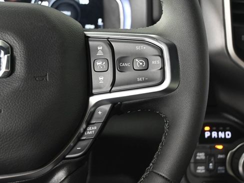 Used 2025 RAM 1500 Big Horn AWD/4WD image 36