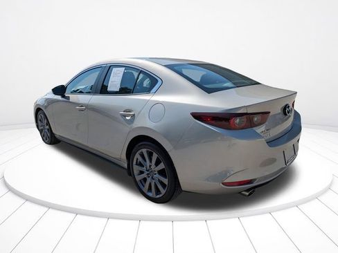 Used 2024 MAZDA MAZDA3 s FWD image 6