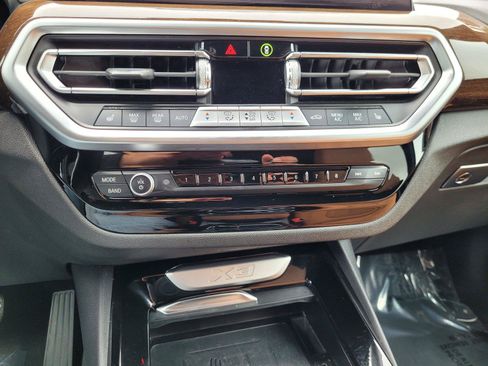Used 2024 BMW X3 xDrive30i w/ Convenience Package AWD/4WD image 27