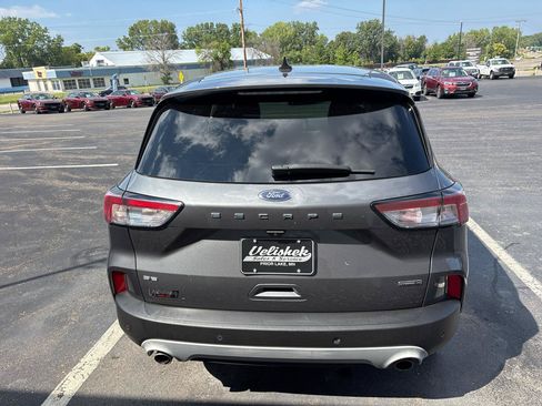 Used 2021 Ford Escape SE AWD/4WD image 4
