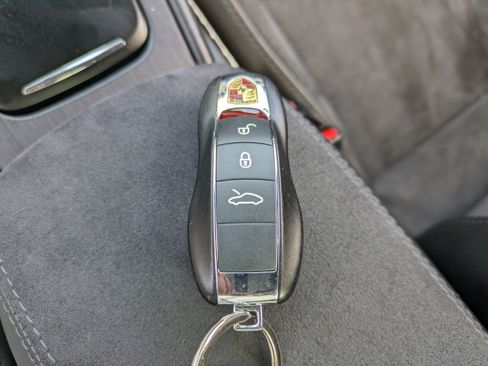 Used 2018 Porsche 911 Targa 4 GTS AWD/4WD image 35