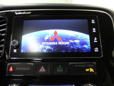 Used 2018 Mitsubishi Outlander GT AWD/4WD image 15