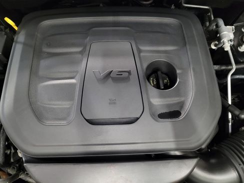 Used 2019 Jeep Grand Cherokee Limited image 30