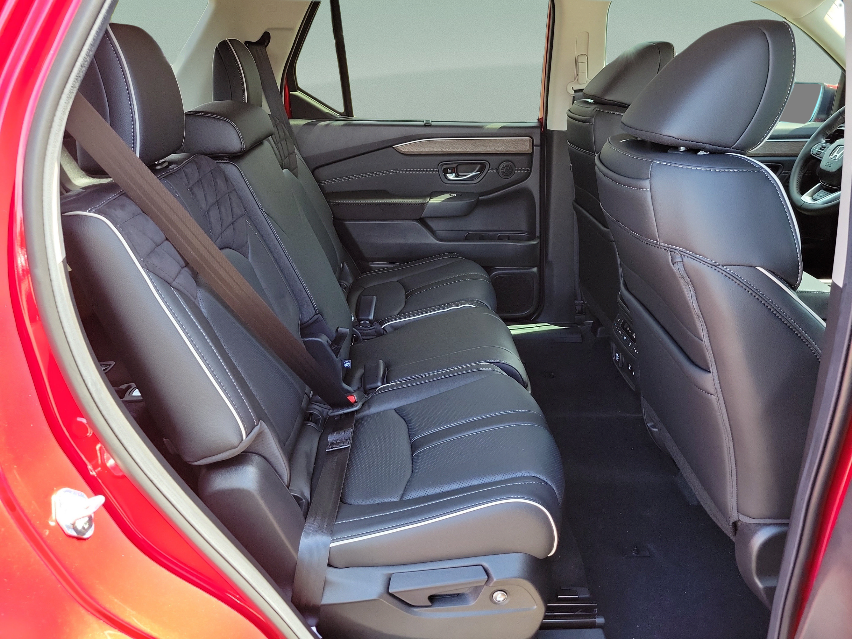 New 2026 Honda Pilot Elite image 10