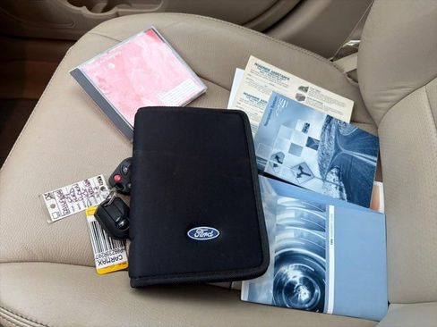 Used 2009 Ford Fusion SEL image 19