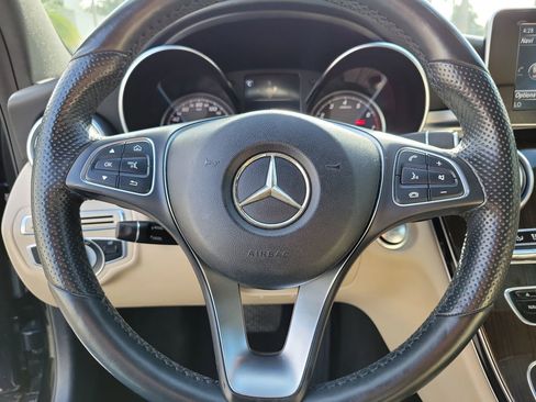 Used 2018 Mercedes-Benz C 300 Sedan image 24