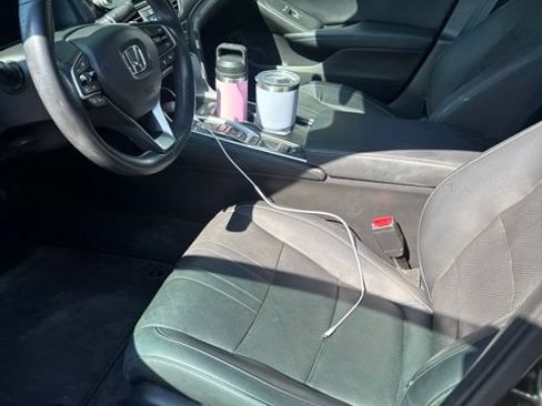 Used 2018 Honda Accord EX-L image 2