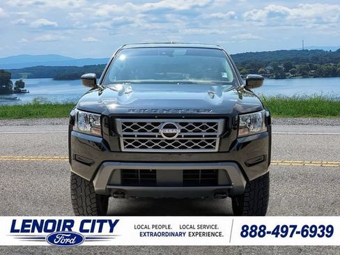 Used 2022 Nissan Frontier SV AWD/4WD image 8