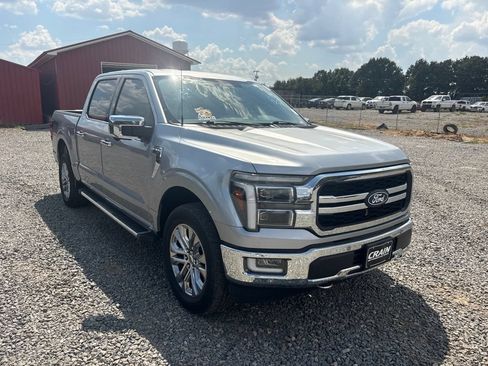 Used 2024 Ford F150 Lariat w/ FX4 Off-Road Package AWD/4WD image 8