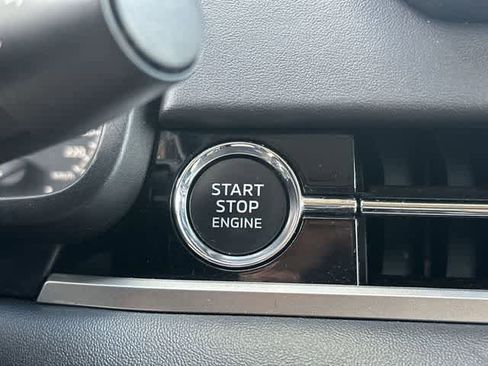 Used 2024 Mitsubishi Outlander SE AWD/4WD image 10