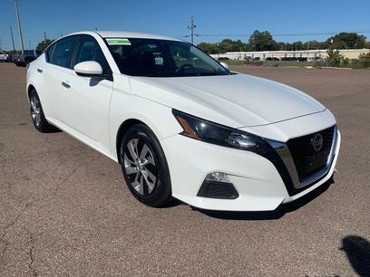 Used 2022 Nissan Altima 2.5 S
