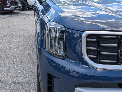 Used 2024 Kia Telluride SX Prestige AWD/4WD image 10
