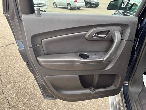 Used 2012 Chevrolet Traverse LT w/ LPO, 'HIT The Road' Package AWD/4WD image 14