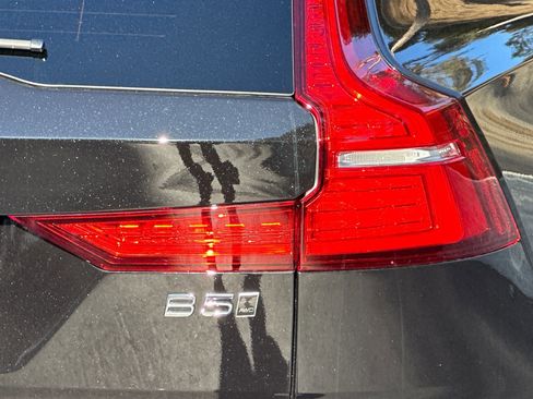 New 2026 Volvo V60 B5 Cross Country Ultra w/ Climate Package image 7