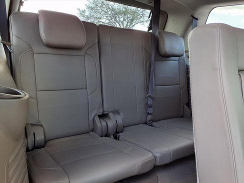 Used 2019 Chevrolet Tahoe LT image 19