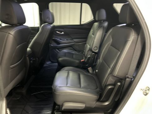 Used 2023 Chevrolet Traverse LT w/ LPO, Floor Liner Package AWD/4WD image 22