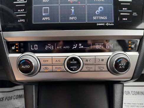 Used 2017 Subaru Outback 2.5i Touring AWD/4WD image 19