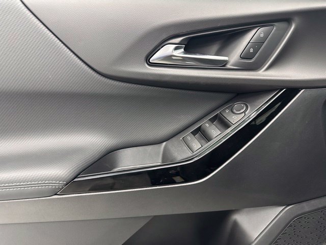 New 2027 Chevrolet Equinox LT FWD image 9