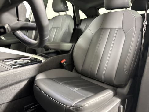 Used 2025 Audi Q5 Premium Plus w/ Premium Plus image 26