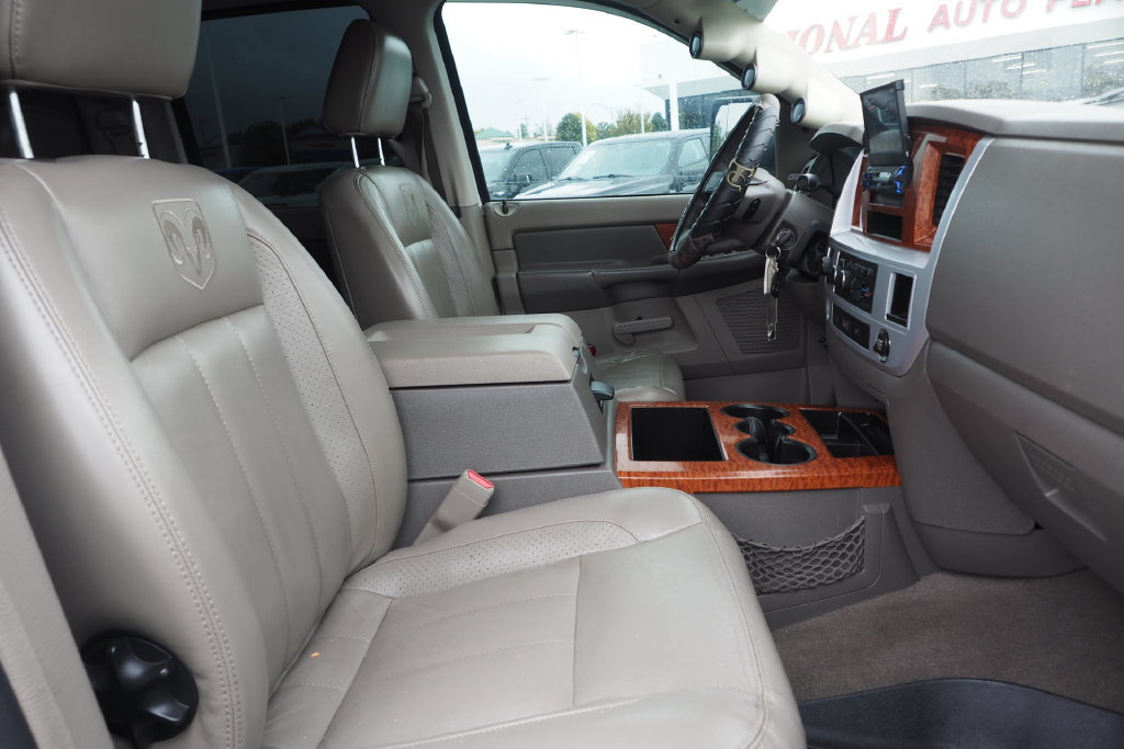 Used 2006 Dodge Ram 2500 Truck Laramie AWD/4WD image 18