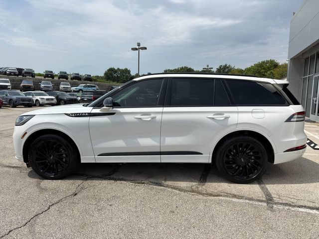 Used 2025 Lincoln Aviator Reserve w/ Jet Appearance Package AWD/4WD image 4