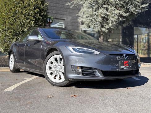 Used 2017 Tesla Model S 90D image 8