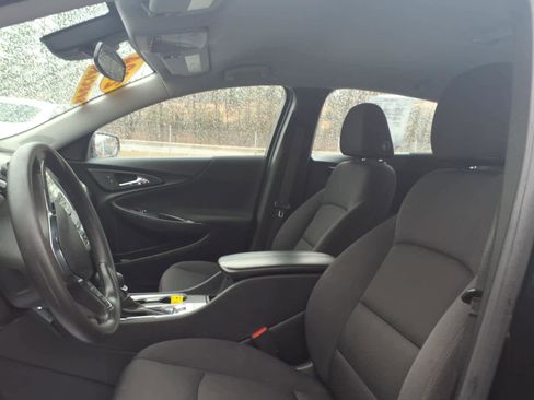 Used 2024 Chevrolet Malibu LT image 10