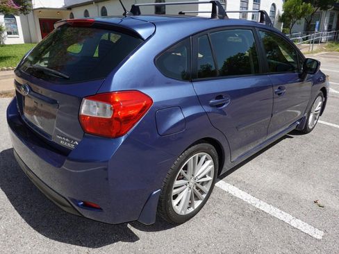 Used 2012 Subaru Impreza 2.0i Premium image 7