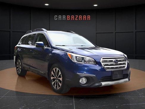 Used 2017 Subaru Outback 2.5i Limited image 11
