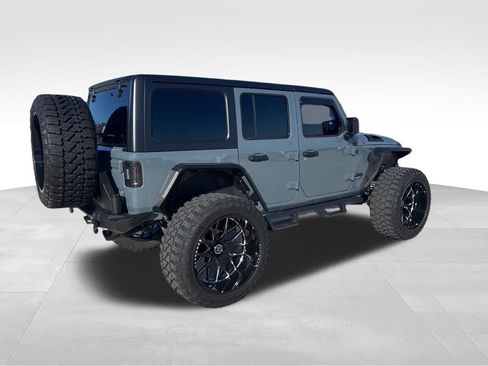 Used 2024 Jeep Wrangler Sport S image 7