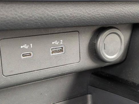 Certified 2023 Nissan Rogue SV FWD image 21
