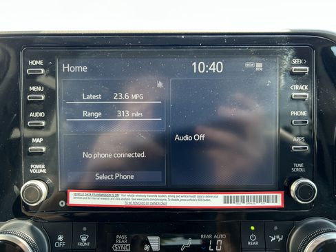 Used 2022 Toyota Highlander XLE AWD/4WD image 30