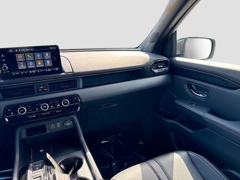 Certified 2023 Honda Pilot TrailSport image 23