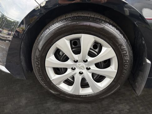 Used 2024 Toyota Corolla LE FWD image 33
