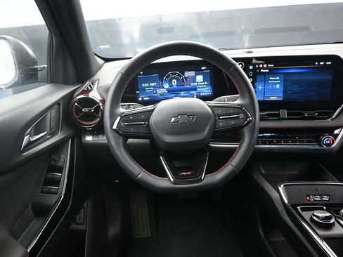 Certified 2025 Chevrolet Equinox RS w/ Safety and Technology Package FWD image 30