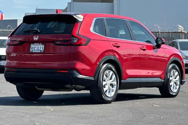 Used 2024 Honda CR-V LX image 4