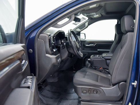 Used 2023 Chevrolet Silverado 1500 LT image 8