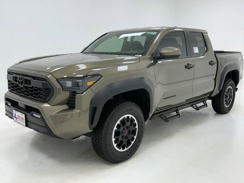 New 2026 Toyota Tacoma TRD Off-Road AWD/4WD image 5
