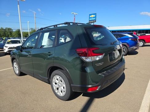 Used 2022 Subaru Forester AWD/4WD image 8