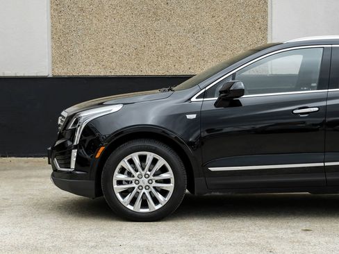 Used 2017 Cadillac XT5 Platinum AWD/4WD image 20