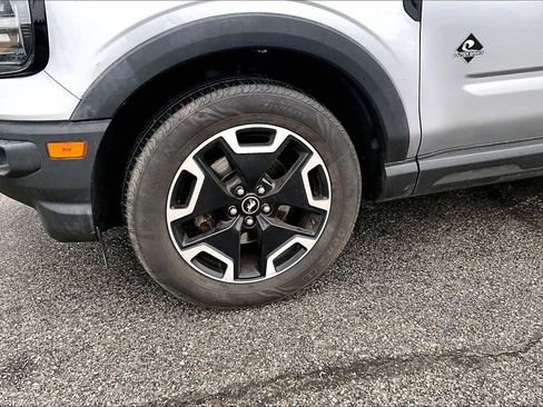 Used 2021 Ford Bronco Sport Outer Banks w/ Outer Banks Package (96D) image 4