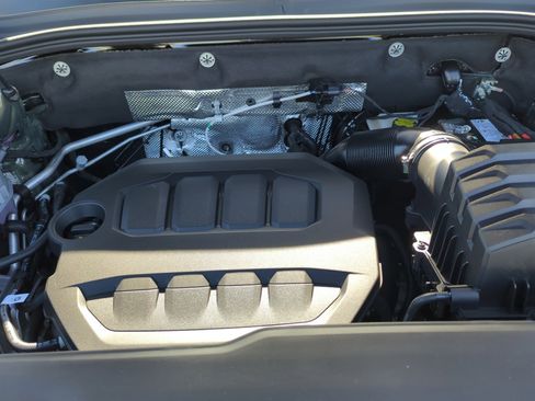 New 2026 Volkswagen Atlas Cross Sport SEL R-Line image 21